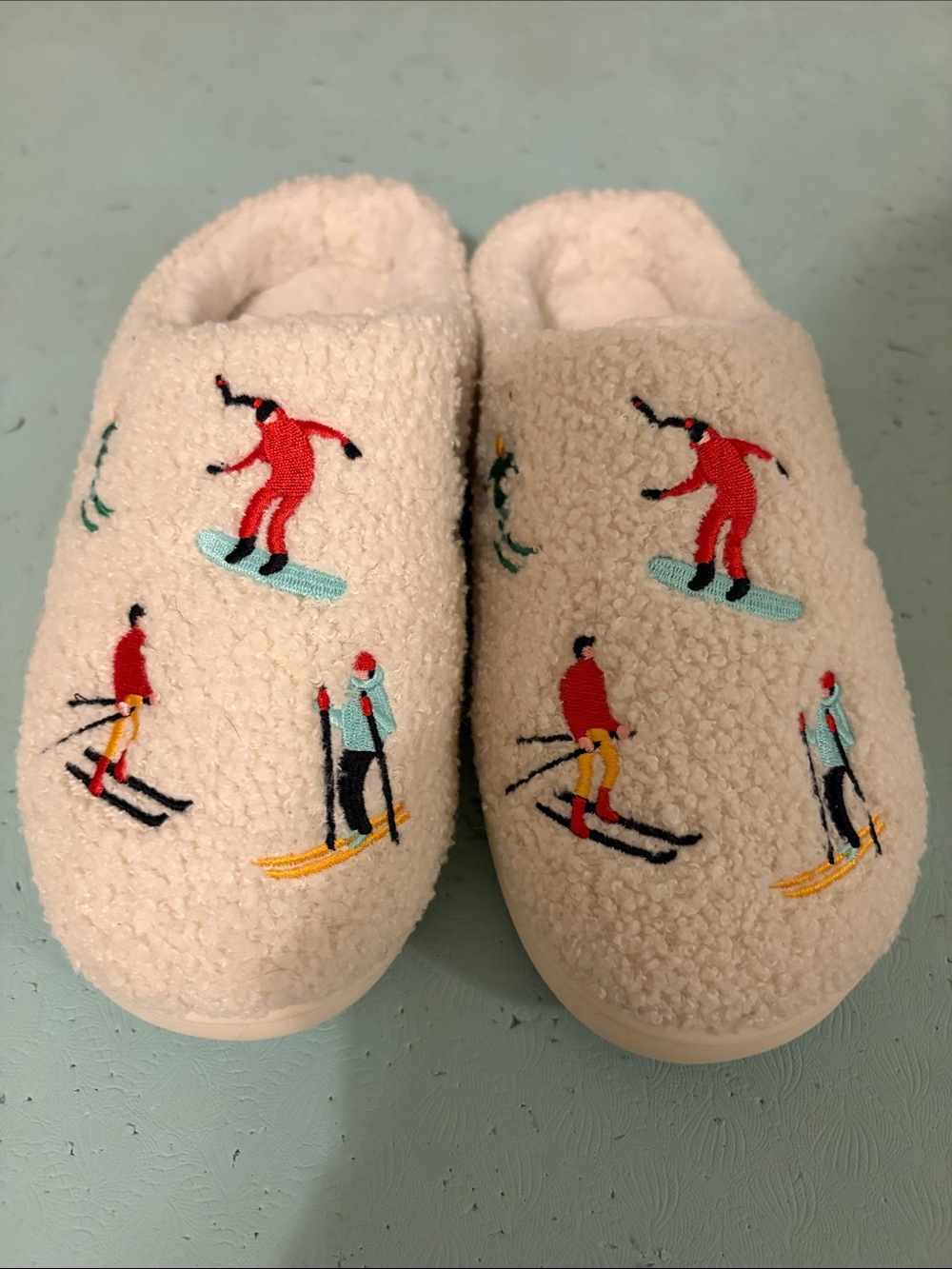 Target skier slippers